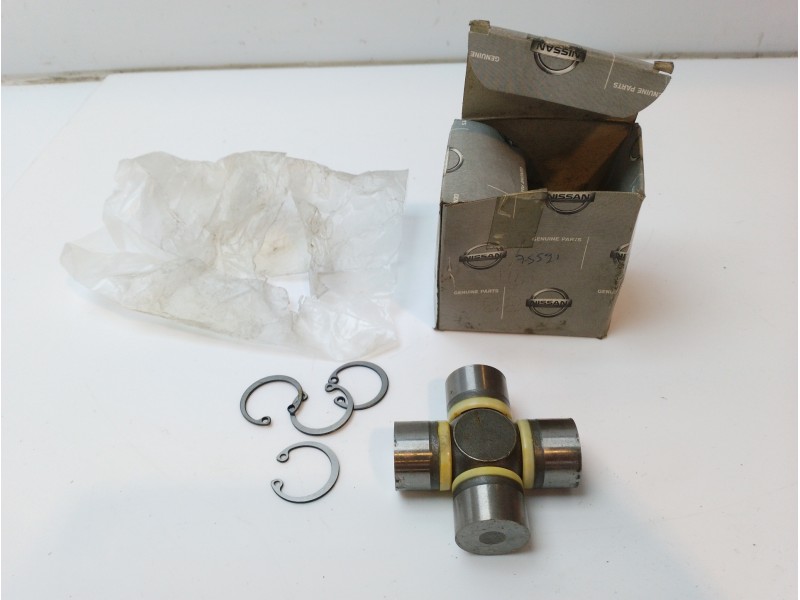 Recambio de flector cardan para nissan terrano/terrano.ii (r20) aventura referencia OEM IAM 371257F025  