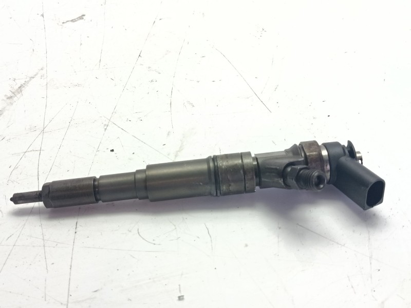 Recambio de inyector para bmw serie 3 berlina (e46) 320d referencia OEM IAM 13537789661  