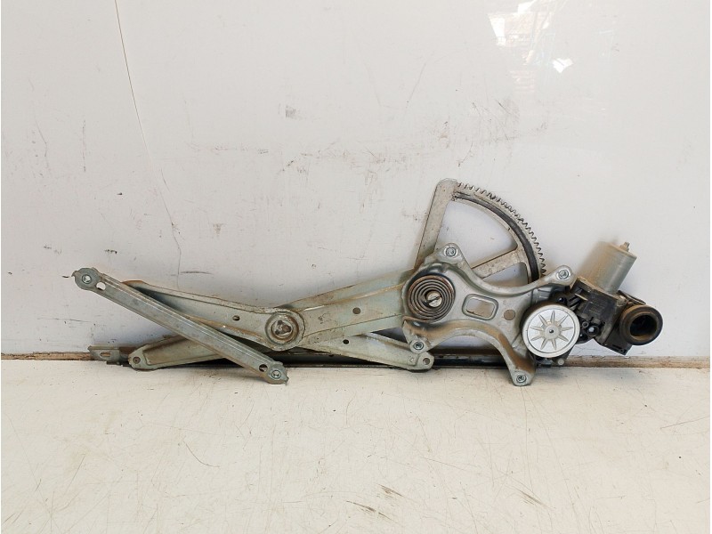 Recambio de elevalunas delantero izquierdo para toyota land cruiser (j15) gx referencia OEM IAM 6980260090  