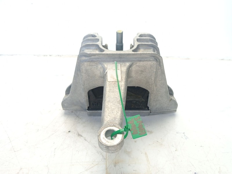 Recambio de soporte motor derecho para kia ceed sportswagon referencia OEM IAM 21810J7200  