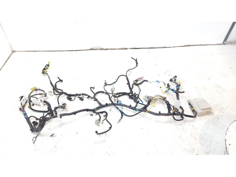 Recambio de modulo electronico para lexus gs (gs/us/ws19) 300 referencia OEM IAM 8214130F51  