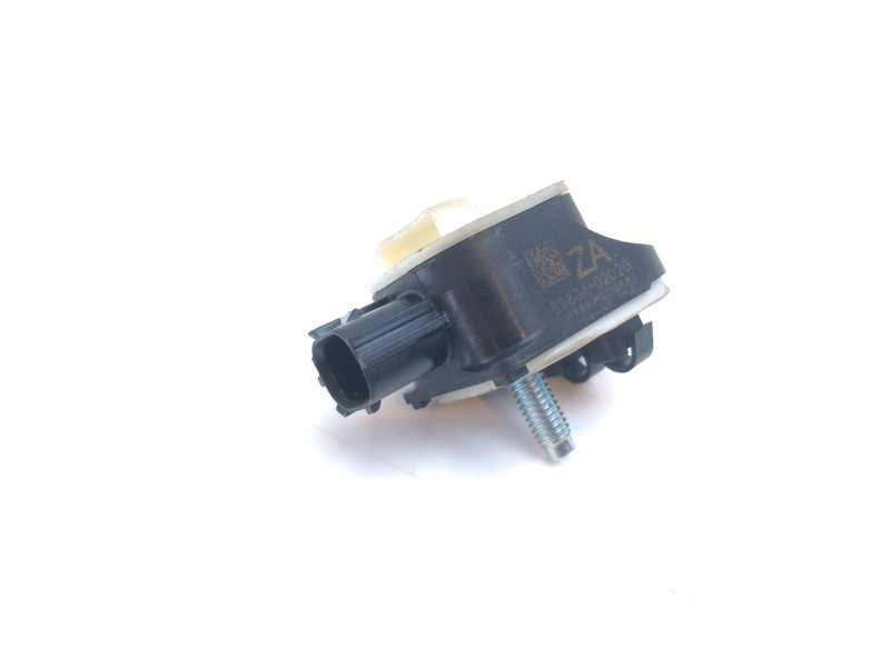 Recambio de sensor para toyota corolla (e21) hybrid active referencia OEM IAM 8983A02020  