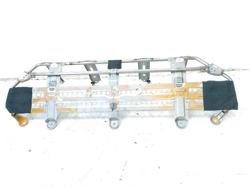 Recambio de asientos traseros para toyota c-hr hybrid active referencia OEM IAM 71033F4030  