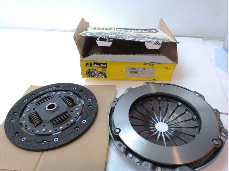 Recambio de kit embrague para peugeot partner kombi confort referencia OEM IAM 624321800  