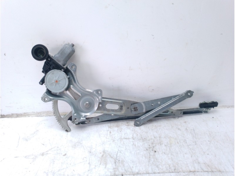 Recambio de motor elevalunas trasero izquierdo para toyota rav 4 referencia OEM IAM 8571035180  
