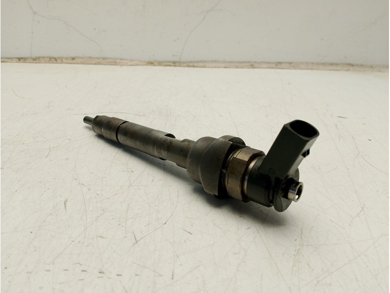 Recambio de inyector para bmw serie 1 berlina (e81/e87) 118i referencia OEM IAM 13537798446 0445110289 
