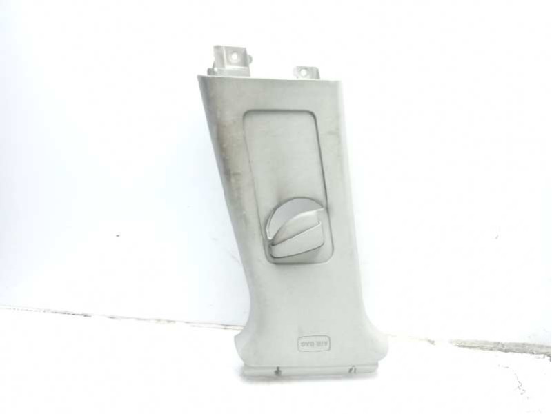 Recambio de moldura para seat leon (1p1) fr referencia OEM IAM 1P0867243  
