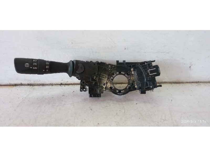 Recambio de mando luces para toyota c-hr referencia OEM IAM F4050  