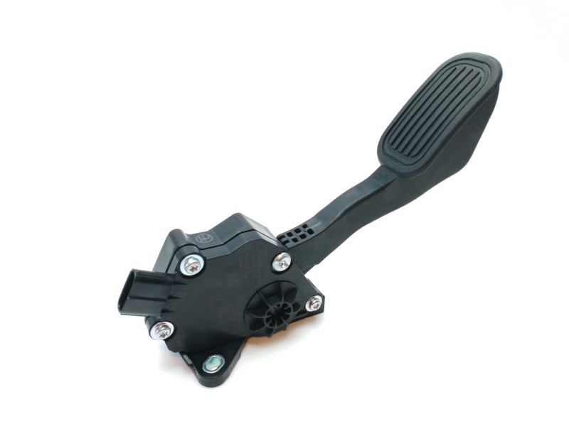 Recambio de pedal acelerador para toyota land cruiser (j15) limited referencia OEM IAM 7811060180  