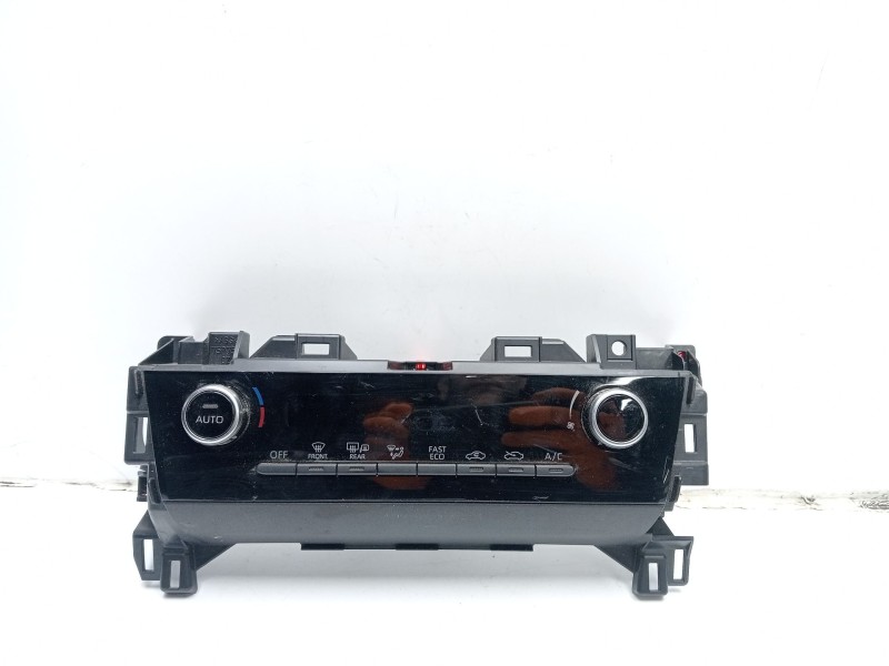 Recambio de mando climatizador para toyota yaris referencia OEM IAM 559000DC71  