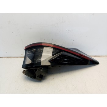 PILOTO TRASERO DERECHO 815500DE20 