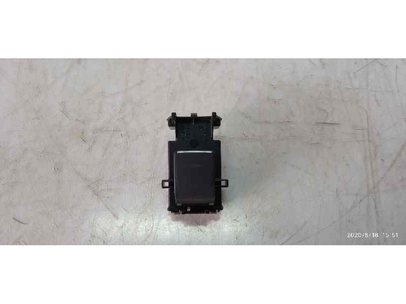 Recambio de mando elevalunas trasero derecho para toyota c-hr referencia OEM IAM 84810F4030  