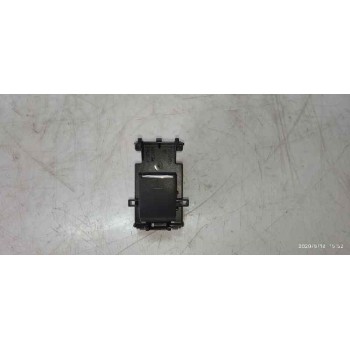MANDO ELEVALUNAS TRASERO IZQUIERDO 84810F4030 