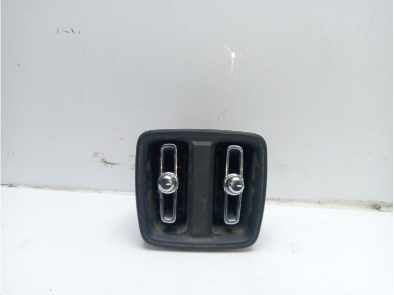 Recambio de rejilla aireadora para volvo xc 40 business plus awd referencia OEM IAM 31469033  