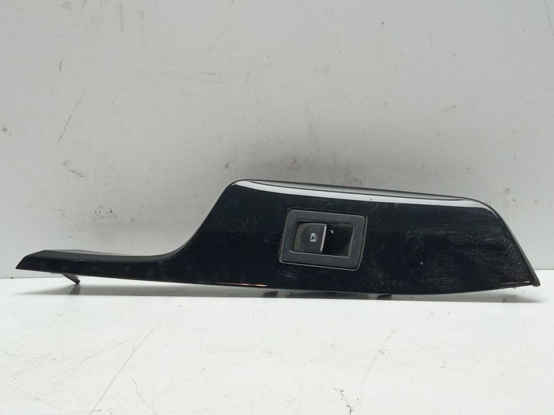 Recambio de mando elevalunas delantero derecho para toyota c-hr referencia OEM IAM 74231F4010  