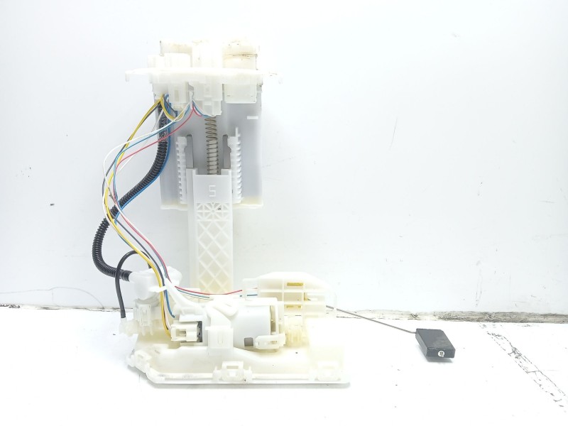 Recambio de aforador para toyota yaris referencia OEM IAM 77020K0080  