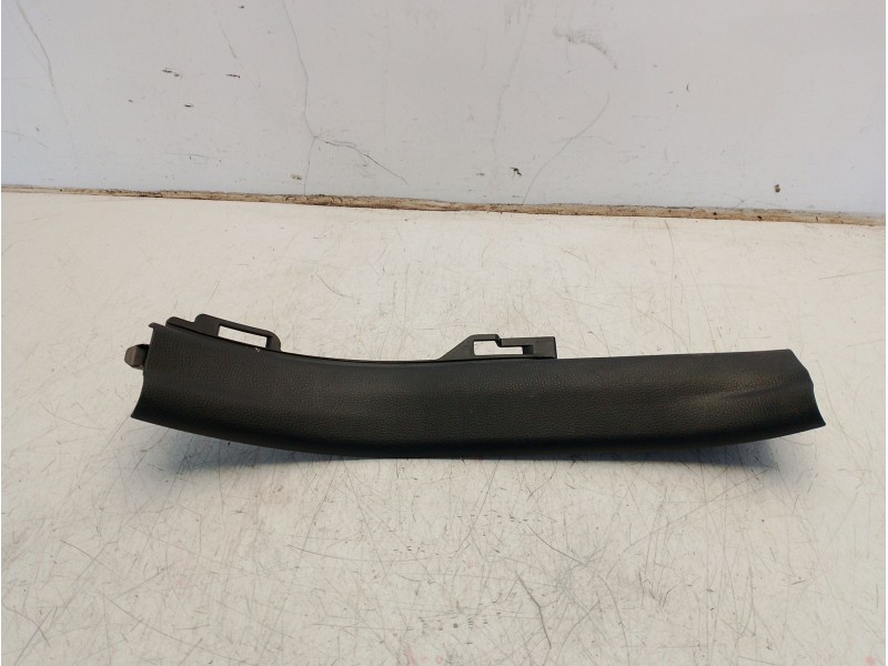 Recambio de moldura para toyota yaris (_p21_, _pa1_, _ph1_) 1.5 hybrid (mxph10) referencia OEM IAM 67917K0040C1  