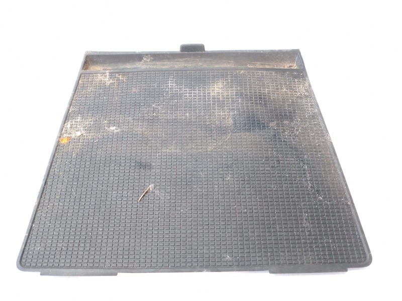 Recambio de moldura para volvo xc 40 business plus awd referencia OEM IAM 31469104  