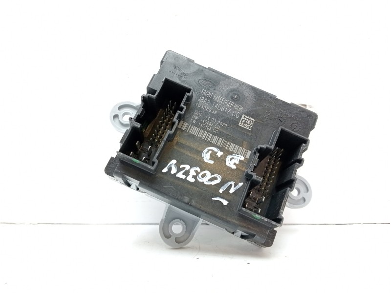Recambio de modulo electronico para land rover range rover velar velar referencia OEM IAM LR106149 J8A214D617CC 
