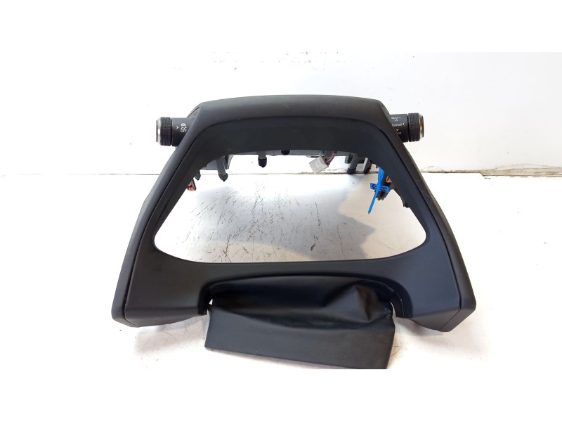 Recambio de molduras delanteras para lexus ux (za10) 250h referencia OEM IAM 5540376090C1  