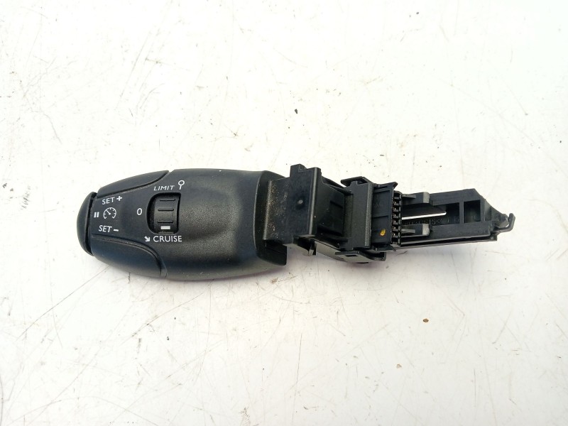Recambio de modulo electronico para toyota proace verso 1.6 d-4d cat referencia OEM IAM SU001A5048  