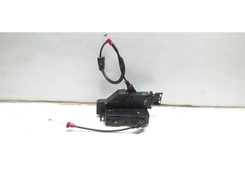 Recambio de cerradura puerta trasera derecha para citroën c3 picasso feel referencia OEM IAM 24099158  