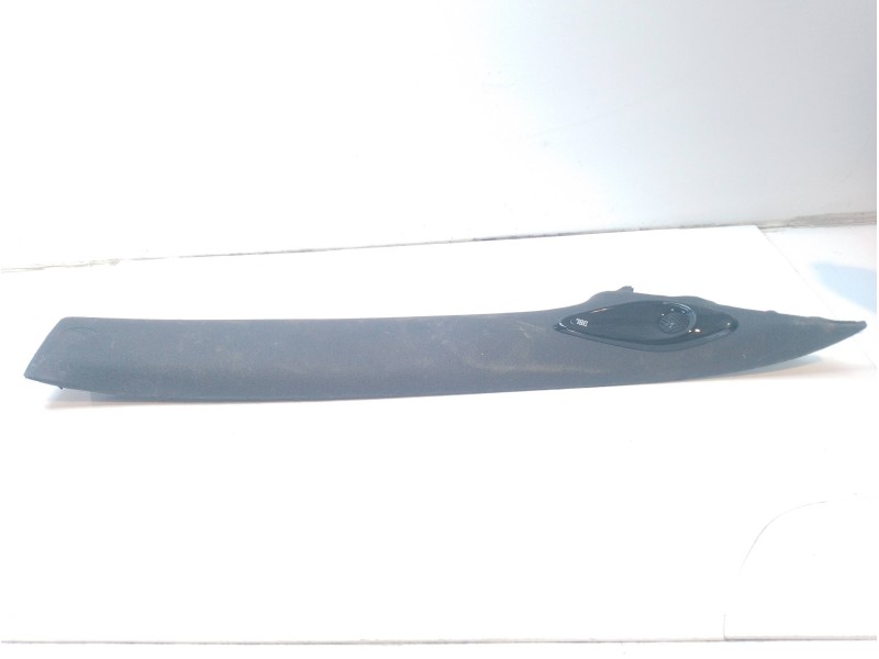 Recambio de moldura para toyota corolla (e21) hybrid advance referencia OEM IAM 6221002340C1  
