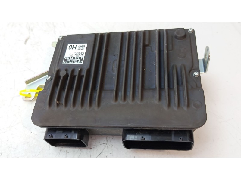 Recambio de centralita motor uce para lexus ux (za10) 250h referencia OEM IAM 8966176490  8966176490