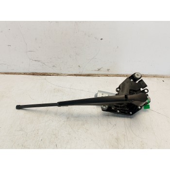 MOTOR LIMPIA TRASERO A1569068200 