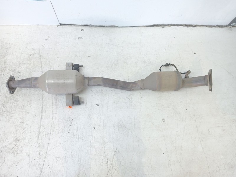 Recambio de catalizador para toyota c-hr hybrid advance referencia OEM IAM 17410F2140  