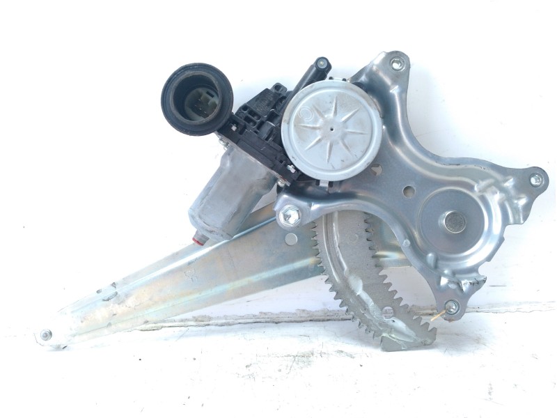 Recambio de motor elevalunas trasero derecho para toyota rav 4 referencia OEM IAM 8572035140  