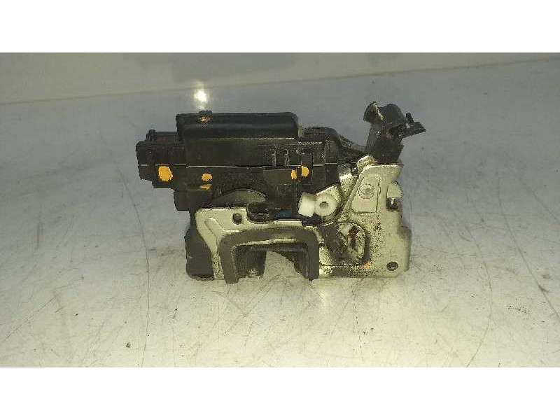 Recambio de cerradura puerta delantera derecha para dacia lodgy ambiance referencia OEM IAM 805025267R  