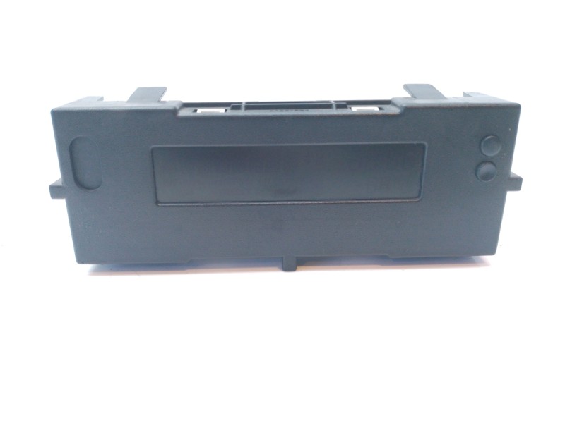 Recambio de pantalla multifuncion para renault clio iii 1.2 16v referencia OEM IAM 8200307273  
