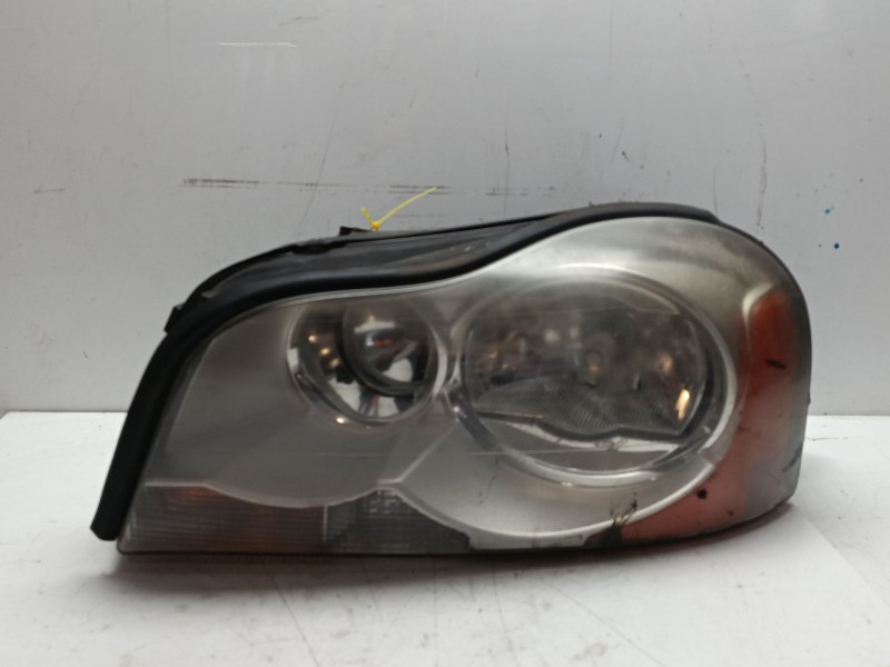 Recambio de faro izquierdo para volvo xc90 d5 referencia OEM IAM 30784151  