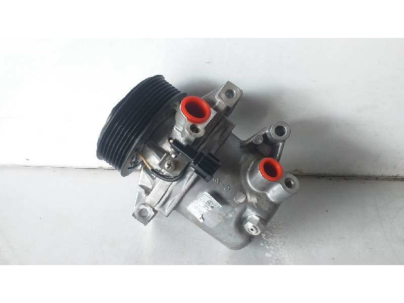 Recambio de compresor aire acondicionado para nissan micra (k13) 30 aniversario referencia OEM IAM 926001HC1A 926001HC1A 