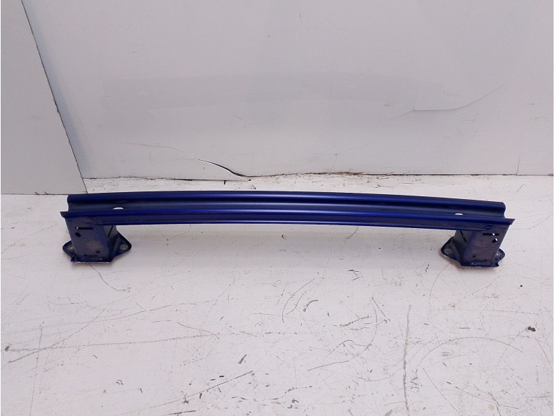 Recambio de refuerzo paragolpes trasero para toyota yaris (_p21_, _pa1_, _ph1_) 1.5 hybrid (mxph10) referencia OEM IAM 520230W02
