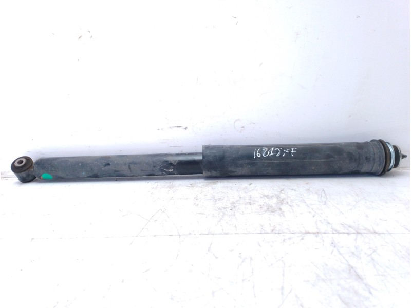 Recambio de amortiguador trasero para toyota yaris 1.5 16v cat referencia OEM IAM 485300DA40  
