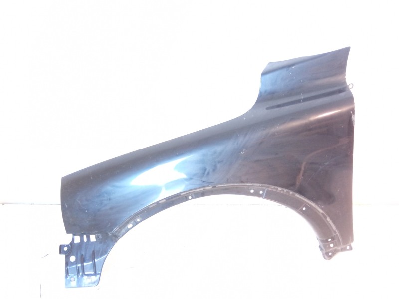 Recambio de aleta delantera izquierda para volvo xc90 2.4 diesel cat referencia OEM IAM 30796494  