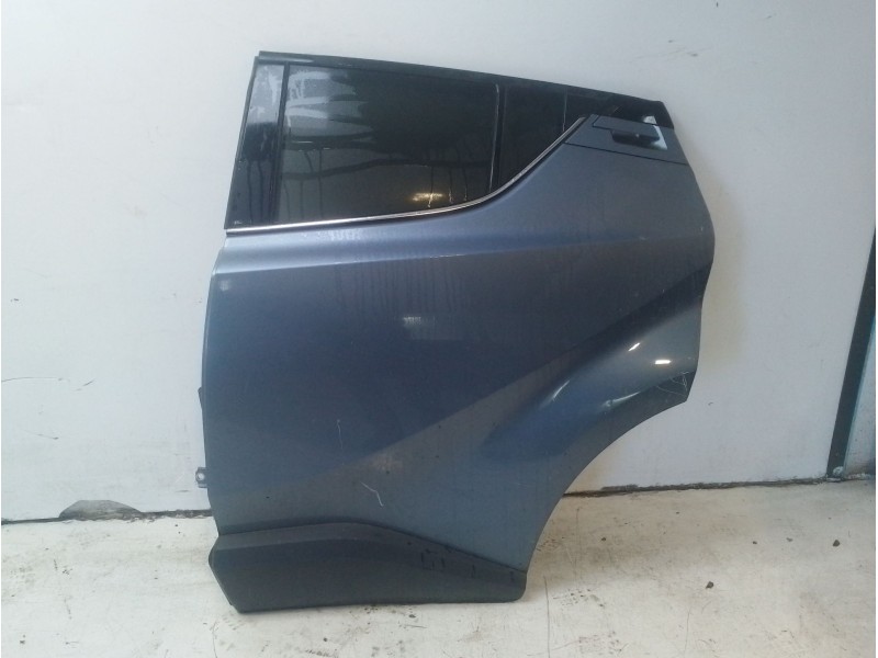 Recambio de puerta trasera izquierda para toyota c-hr hybrid advance referencia OEM IAM 67004F4010  
