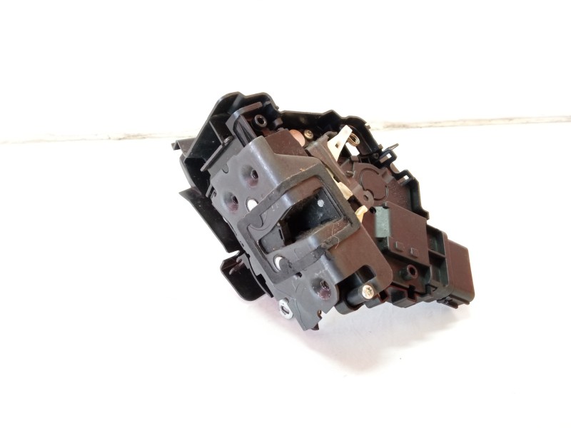 Recambio de cerradura puerta delantera izquierda para ford focus berlina (cap) ambiente (d) referencia OEM IAM 3M5AR21813ET  