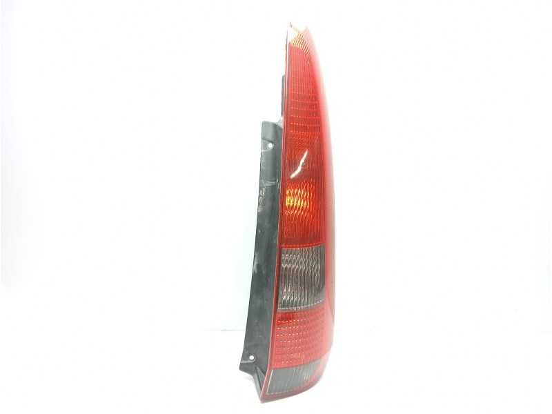 Recambio de piloto trasero izquierdo para ford fiesta (cbk) 1.3 cat referencia OEM IAM 2S6113N004AD 392450 