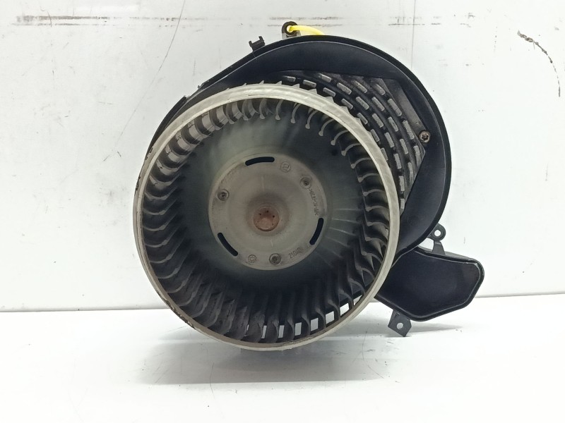 Recambio de motor calefaccion para volvo xc90 d5 referencia OEM IAM 31320392  