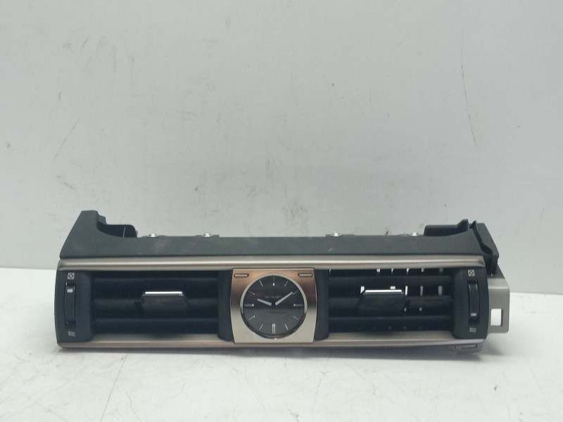 Recambio de rejilla aireadora para lexus is 300h referencia OEM IAM 5567053140C0  