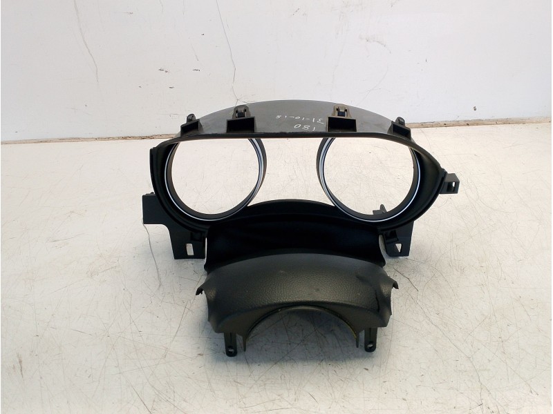 Recambio de moldura para nissan qashqai ii (j11, j11_) 1.3 dig-t referencia OEM IAM 484704EA0A  