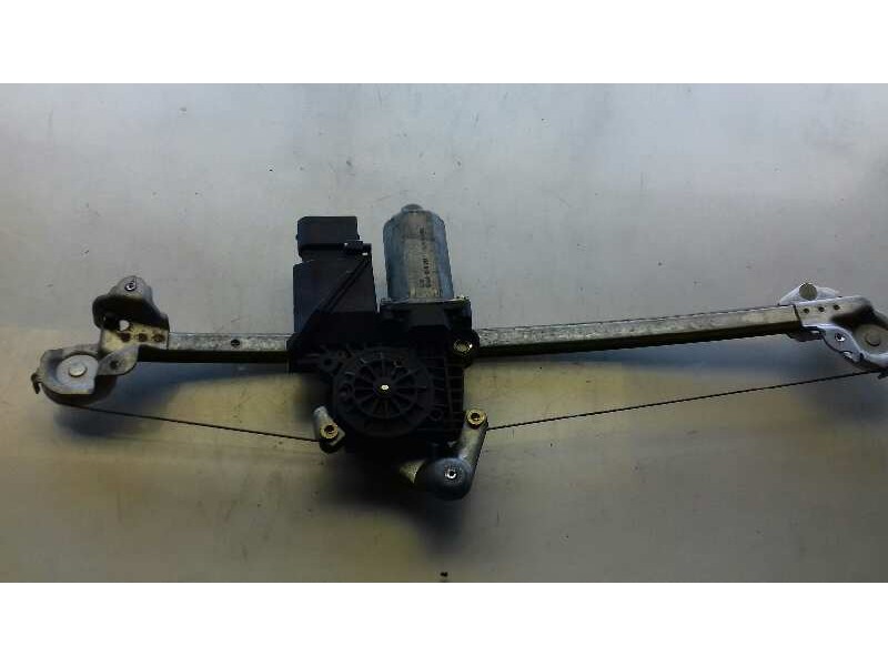 Recambio de elevalunas delantero izquierdo para mercedes-benz clase a (w168) 1.9 cat referencia OEM IAM 0130821699 114888 