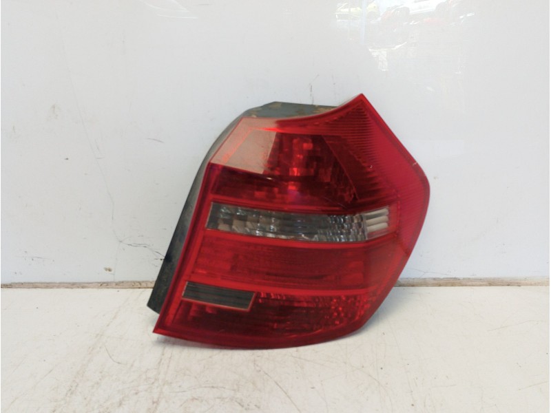 Recambio de piloto trasero derecho para bmw 1 (e81) 118 d referencia OEM IAM 63217164956  