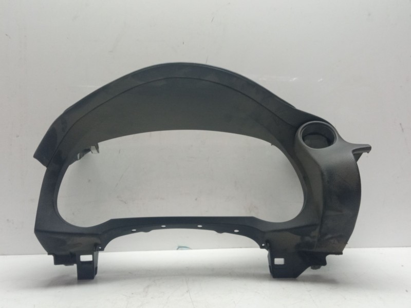 Recambio de moldura para lexus is 300h referencia OEM IAM 5542453030  