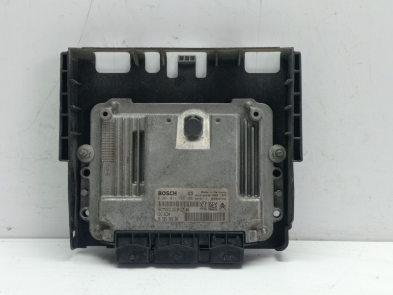 Recambio de centralita motor uce para peugeot 206 berlina 1.6 referencia OEM IAM 1938AH  