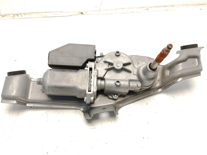 Recambio de motor limpia trasero para toyota c-hr hybrid advance referencia OEM IAM 85130F4010  