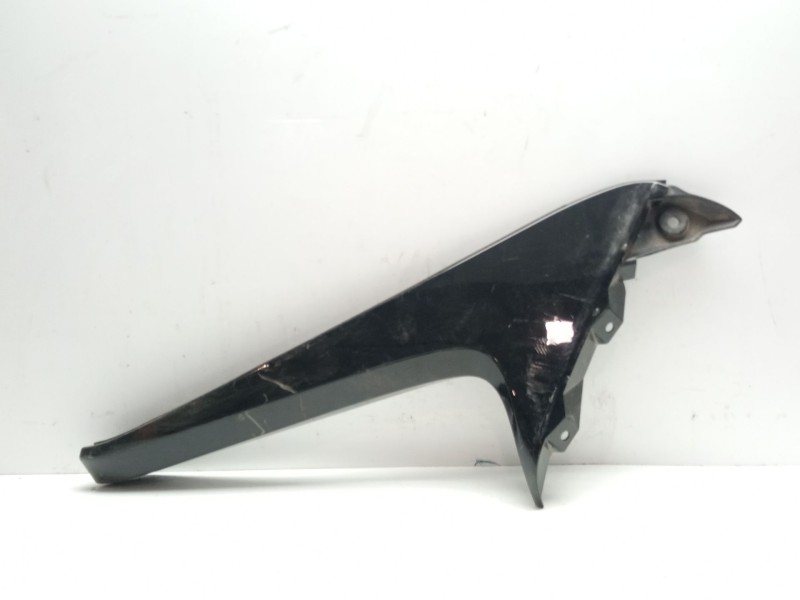 Recambio de moldura para toyota rav4 referencia OEM IAM 7681642080  